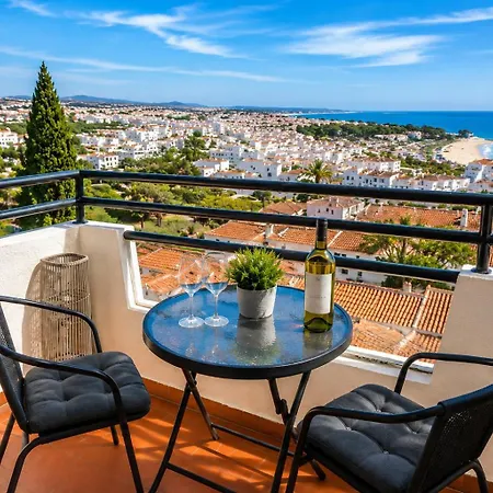 Ocean View , Old Town, Walk To & Restaurants Apartament Albufeira
